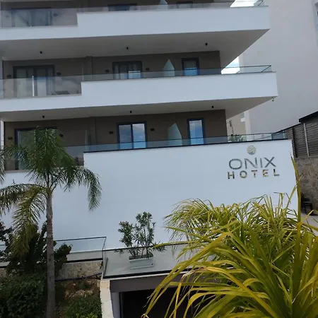 Boutique Onix 4* Ksamil