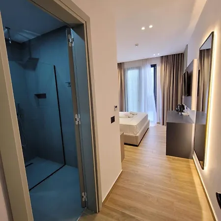 Boutique Onix 4* Ksamil