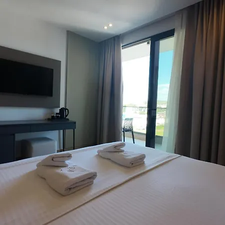 Boutique Onix 4* Ksamil