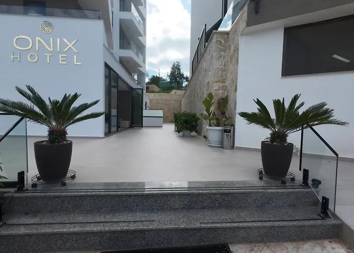 Hotel Boutique Onix 4*