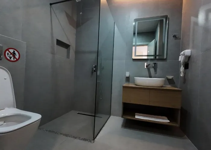 Boutique Onix Ksamil